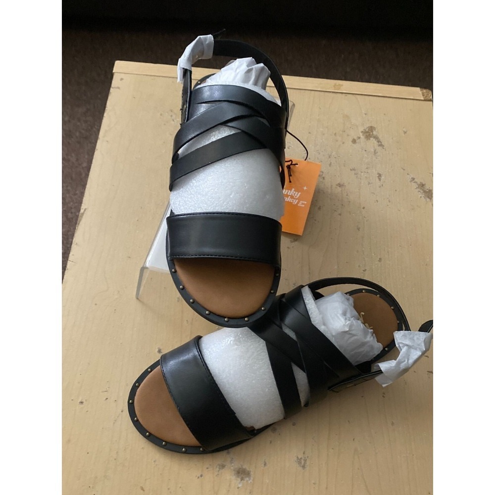 Women's Black Strappy Flat Sandals Size 6 New in Box - Picture 3 of 7